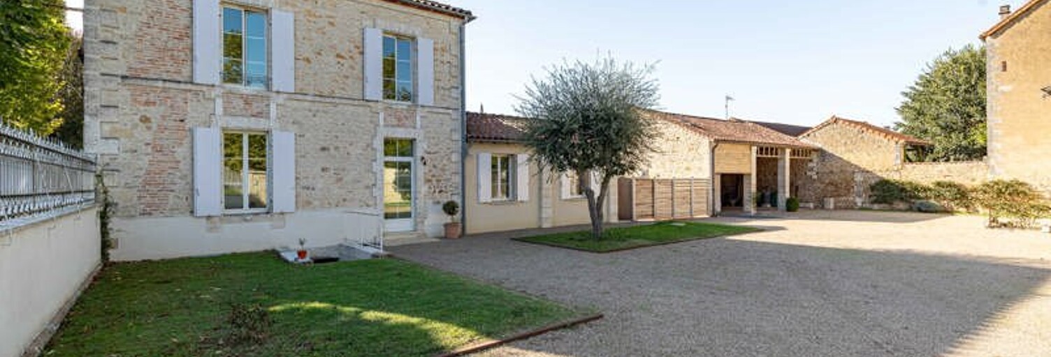 Maison 6 Pièces 203 m² à vendre à La Rochefoucauld-en-Angoumois (16110)