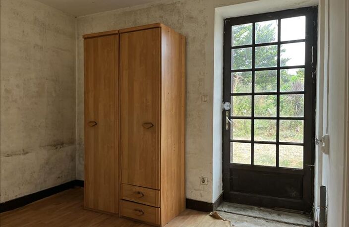Maison en pierre de 3 pièces principales — photo 5
