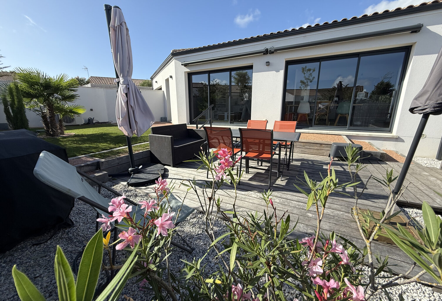 VAUX SUR MER PROCHES COMMERCES MAISON RECENTE PLAIN-PIEDS 3 — photo 1