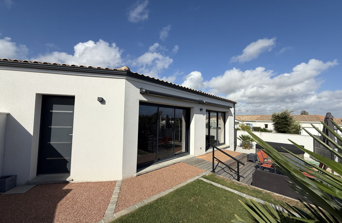 VAUX SUR MER PROCHES COMMERCES MAISON RECENTE PLAIN-PIEDS 3 — photo 2