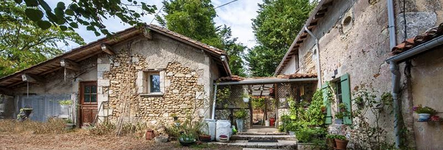 Maison 5 Pièces 142 m² à vendre à Vanxains (24600)