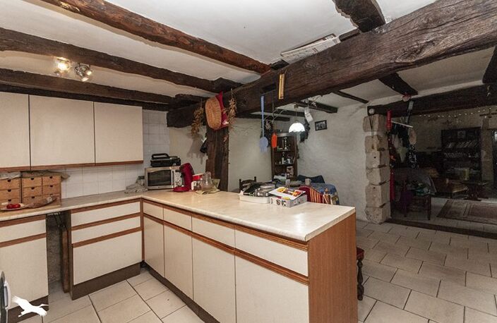 Maison en pierre de 5 pièces principales — photo 4