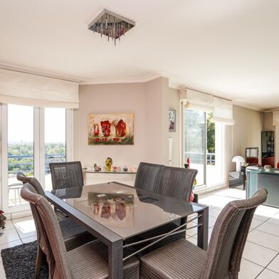 Appartement 5 pièces 452790 €