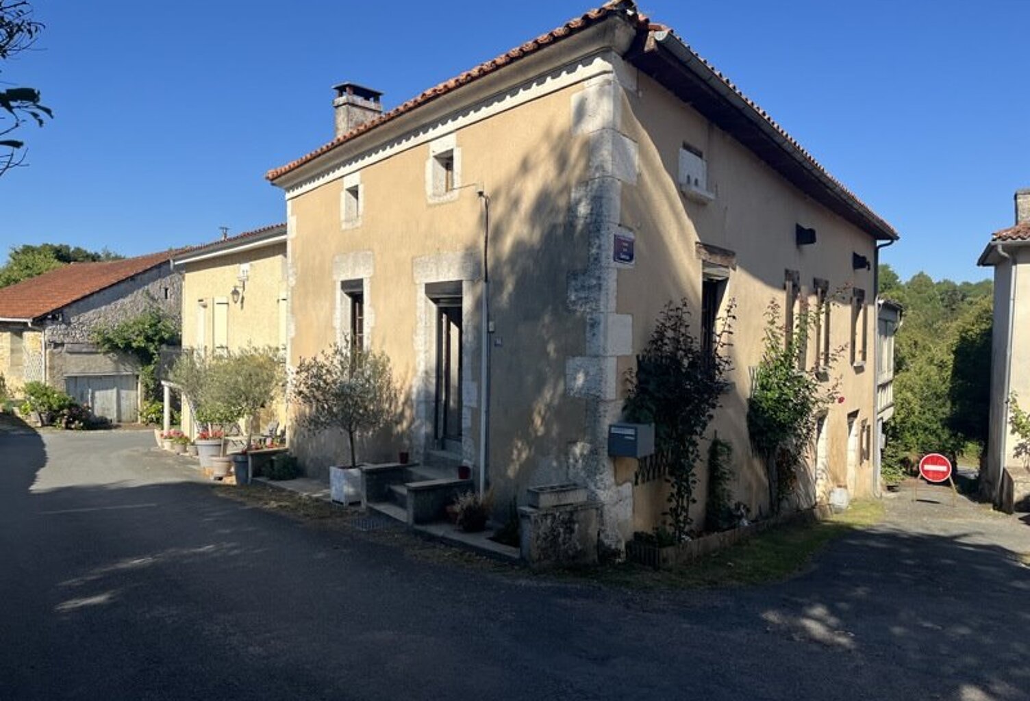 Maison de bourg de 4 pièces principales — photo 1