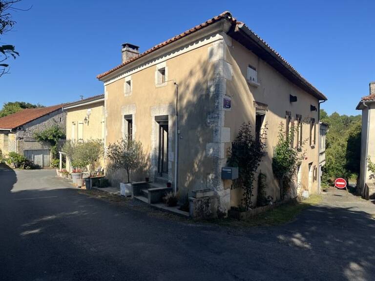 Maison de bourg de 4 pièces principales — photo 1