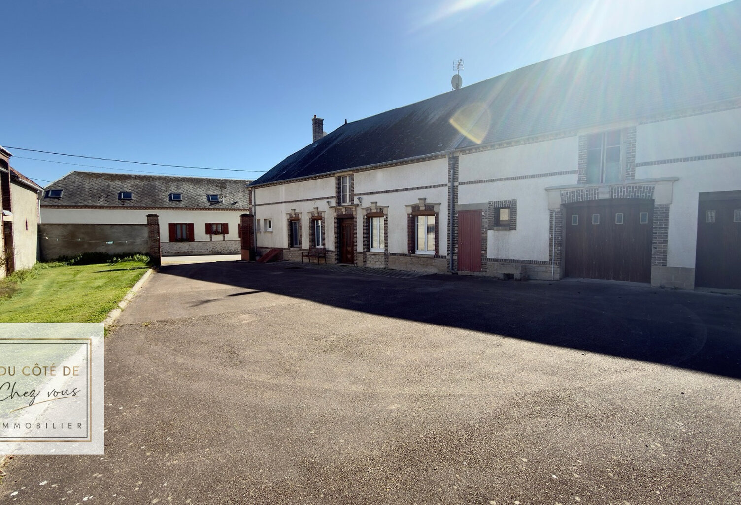 ACHETER UNE LONGERE FAMILIALE — photo 1