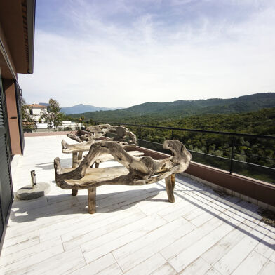 Maison 7 pièces 945000 €