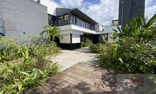 Commerce 8 Pièces 280 m² à vendre à Saint-Denis (97400)