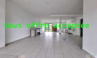 Commerce  87 m² à louer à Aix-les-Bains (73100)