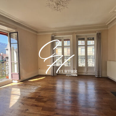 Appartement 6 pièces 490000 €