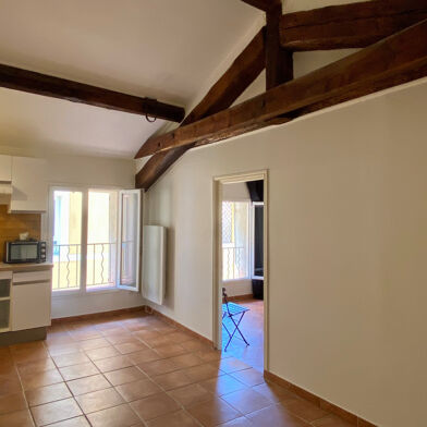 Appartement 2 pièces 957 €