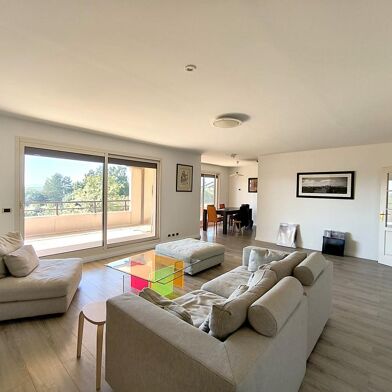 Appartement 4 pièces 670000 €