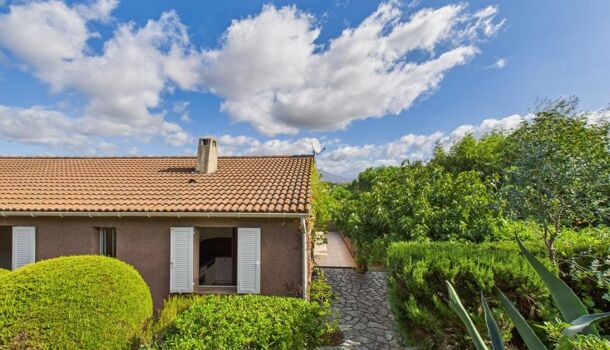 Villa / Maison 5 pièces  à vendre Afa 20167