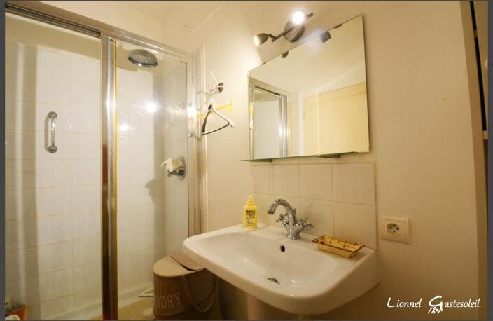 Maison à vendre 3/4 chambres à colombages au cœur de la bastide, idéale pour vivre ou investir à deux pas de la Dordogne à SAINTE FOY LA GRANDE (33) — photo 5
