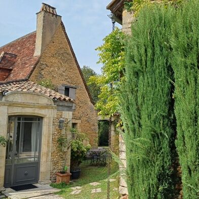 Maison 9 pièces 572000 €