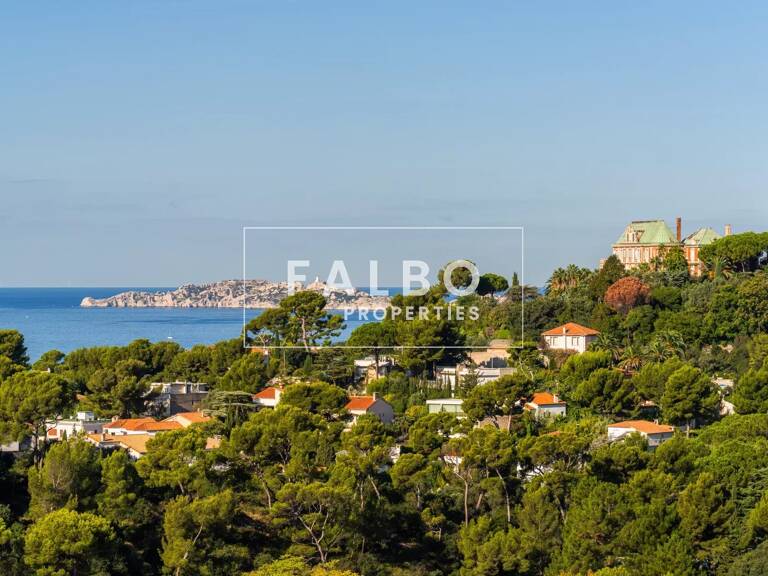 Vue mer dernier étage avec toit-terrasse Marseille 8e — photo 1