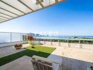 Vue mer dernier étage avec toit-terrasse Marseille 8e — photo 2