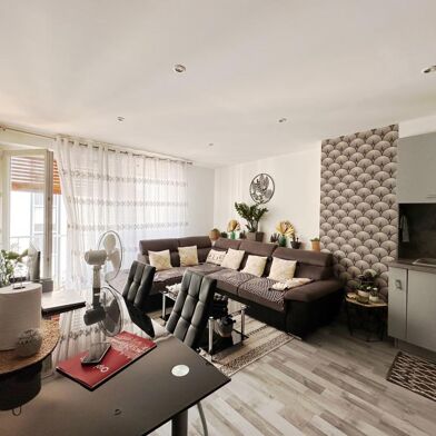 Appartement 3 pièces 300000 €