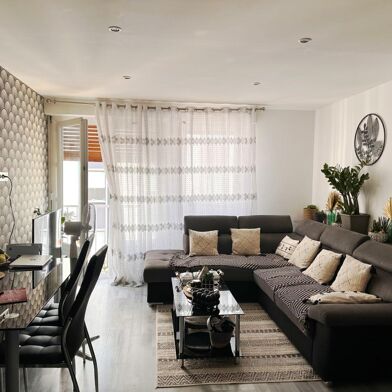 Appartement 3 pièces 300000 €