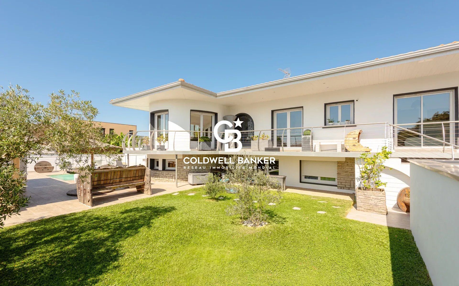 Villa / Maison 8 pièces  à vendre Ondres 40440