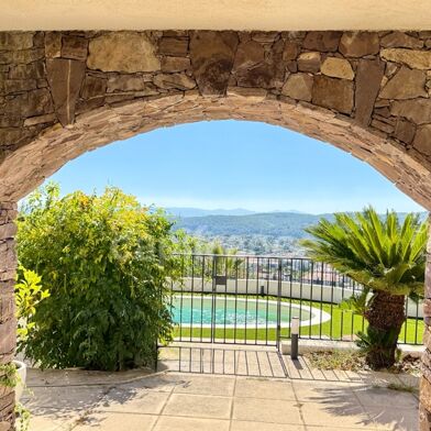 Maison 14 pièces 959445 €