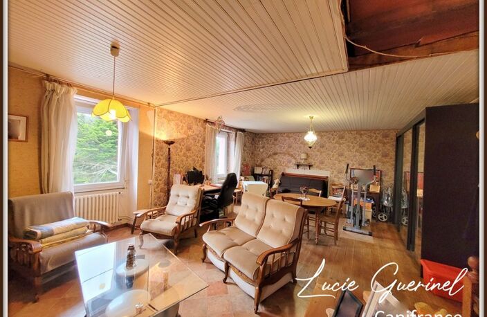 Maison à vendre à Soulvache – 195 m², 3 chambres, garage et dépendances — photo 4