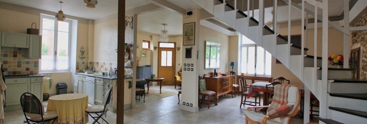 Maison 9 Pièces 194 m² à vendre à Saint-Léon (03220)