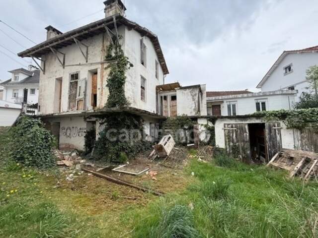 Maison à rénover — photo du bien