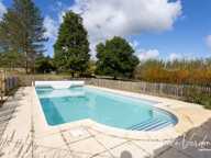 Propriete à vendre 7 pièces proche de BERGERAC (24)-Longère en pierre de 250 m2, 5 chambres, piscine, et grange aménageable de 200 m2 sur 3,8 HA — photo 4