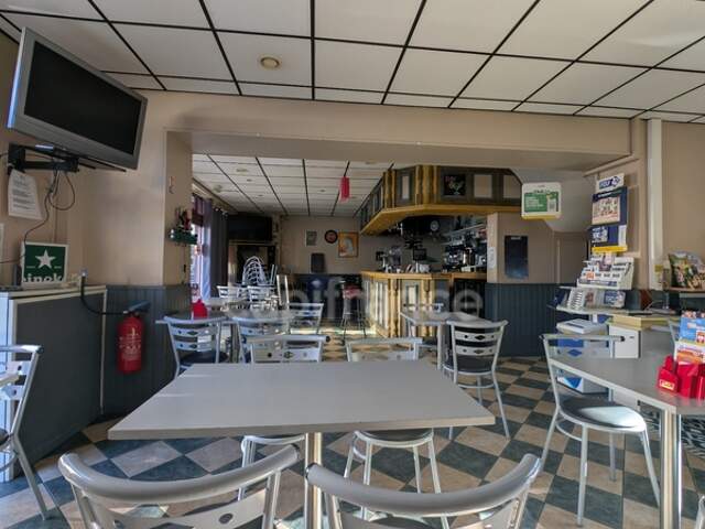 Dpt Orne (61), à vendre région d'ARGENTAN fonds de commerce d'un Bar PMU-FDJ avec grand logement — photo du bien