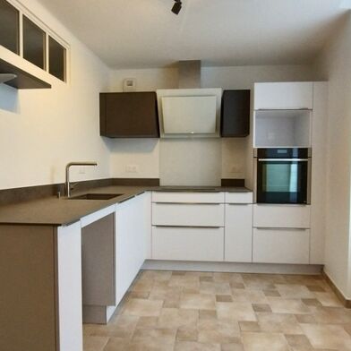 Appartement 3 pièces 230000 €