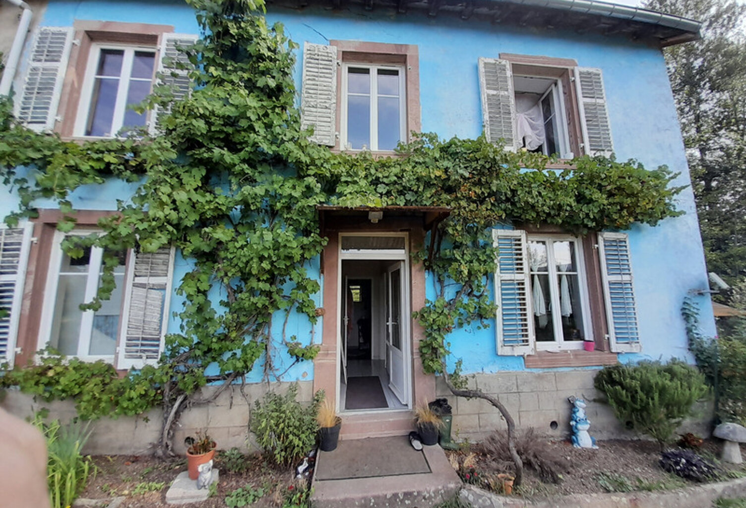 Ferme rénovée, sur 49 ares avec rivière — photo 1