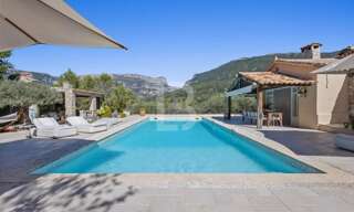 Maison 15 Pièces 451 m² à vendre à Le Rouret (06650)