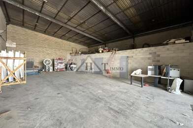 Local industriel  2200 €