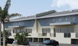 Commerce  388 m² à louer à Saint-André (97440)