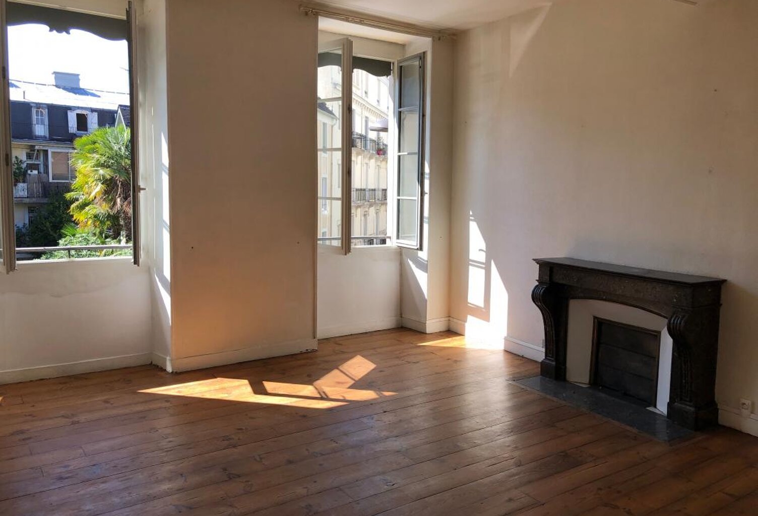 PAU CENTRE HISTORIQUE - APPARTEMENT BOURGEOIS  T5 - 141 m² — photo 1