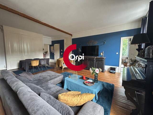 Appartement À Vendre T4 à 5minutes du centre ville — photo du bien