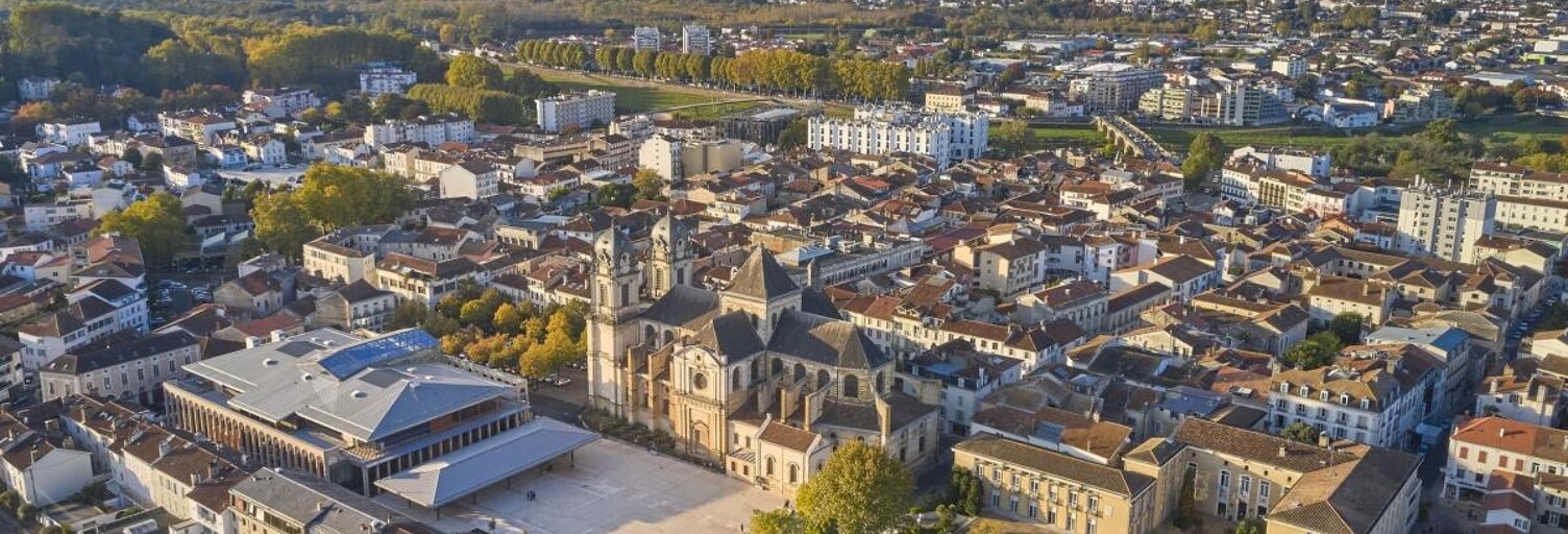 Commerce   m² à vendre à Dax (40100)