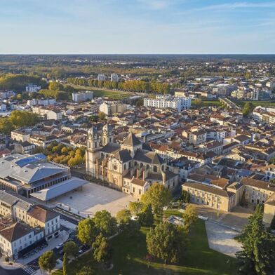 Commerce  120000 €