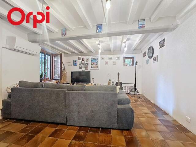 Maison À Vendre — photo du bien