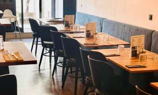 Commerce   m² à vendre à Cuers (83390)