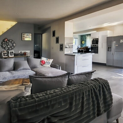 Maison 8 pièces 423280 €