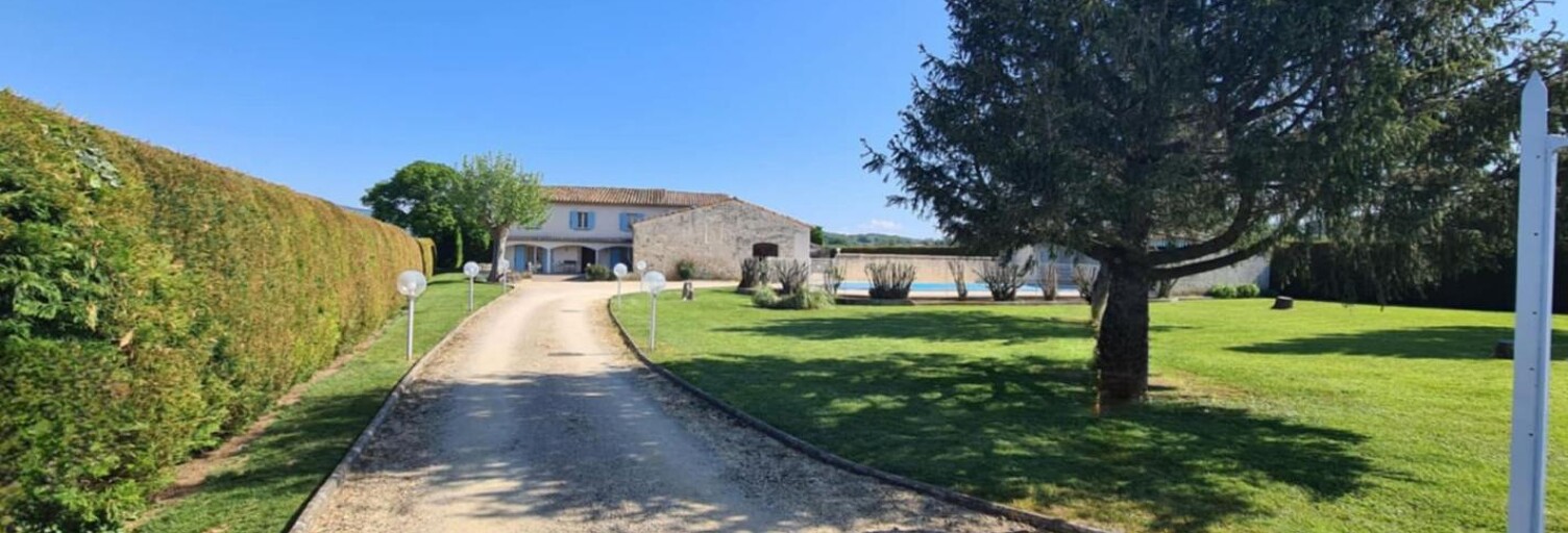 Maison 9 Pièces 259 m² à vendre à Bonlieu-sur-Roubion (26160)