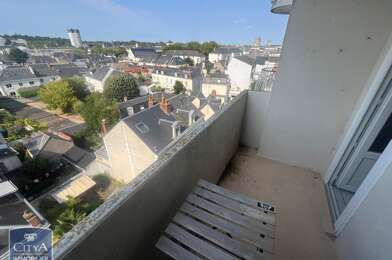 Appartement 3 pièces 890 €