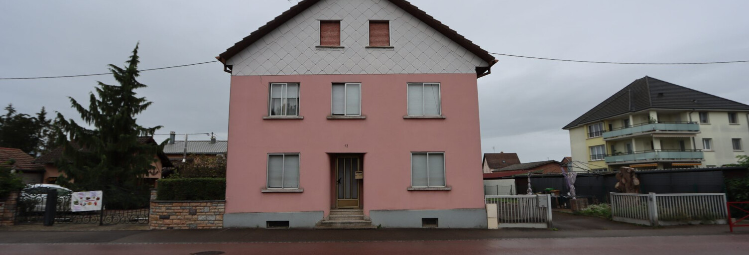 Immeuble  210 m² à vendre à Blotzheim (68730)