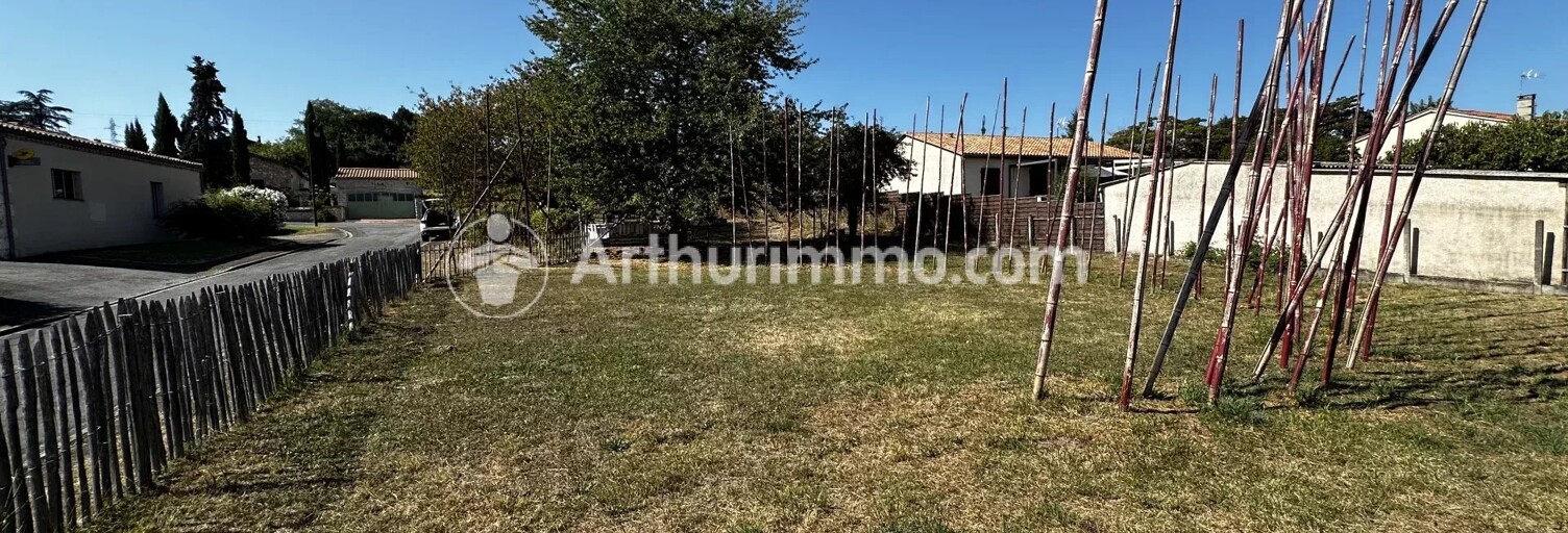 Terrain  994 m² à vendre à Neuvic (24190)