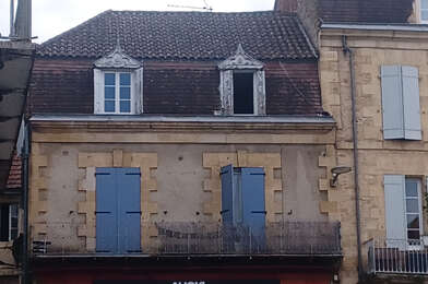 Immeuble  266250 €