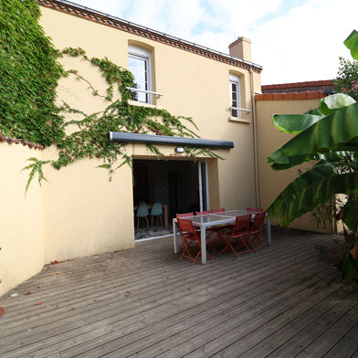 Maison 8 pièces 413970 €