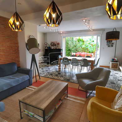 Maison 8 pièces 430000 €