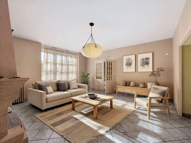 LE POIRE-SUR-VIE - maison de ville 6 chambres — photo du bien
